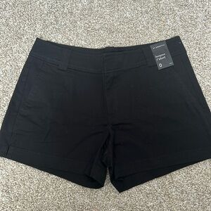 NWT 4” shorts - NY&C